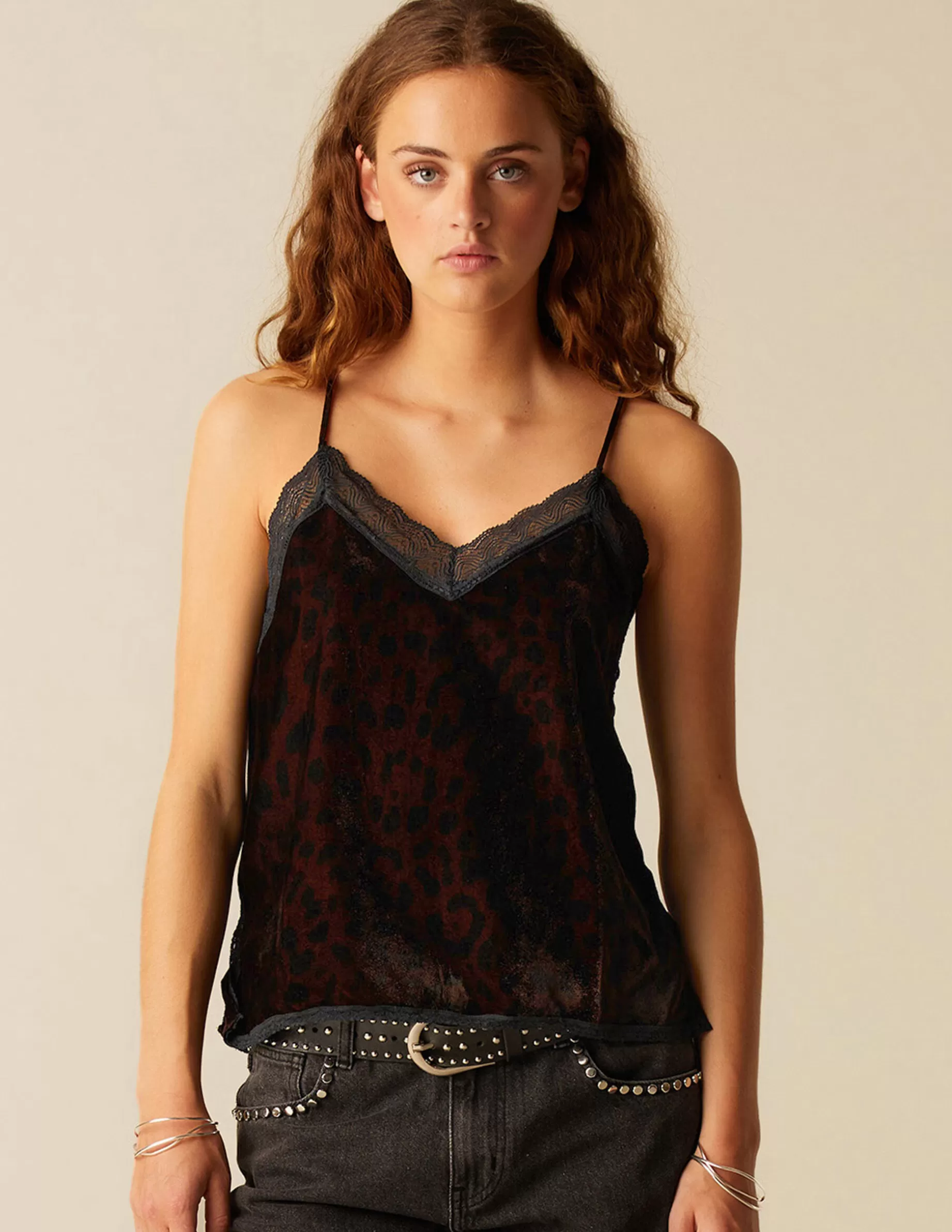 Flash Sale NÍCOLI TOP LENCERO ANIMAL PRINT Marrones